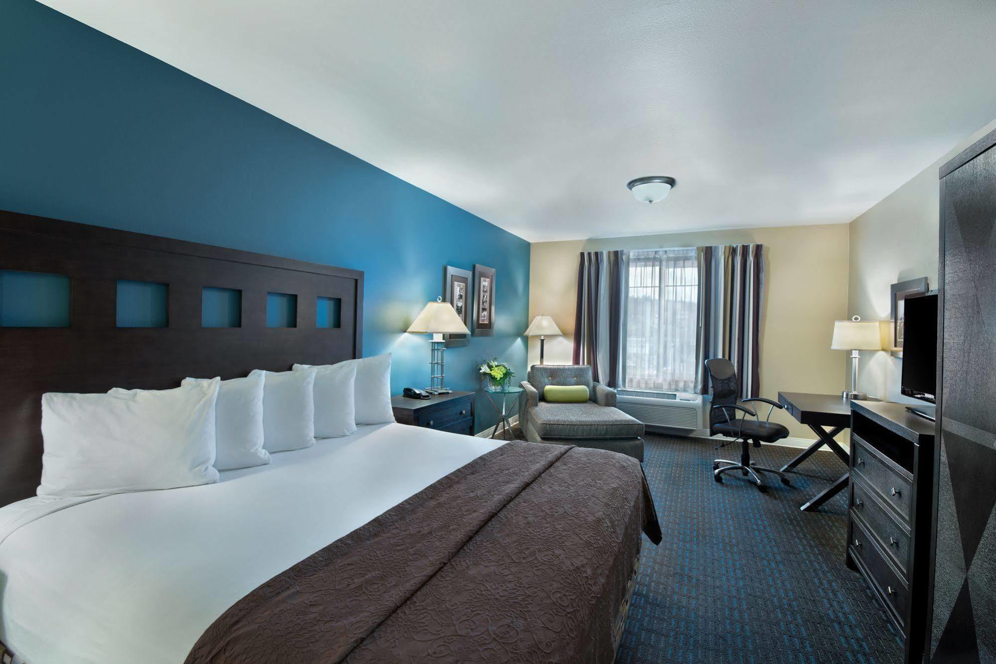 Oxford Suites Silverdale Zewnętrze zdjęcie