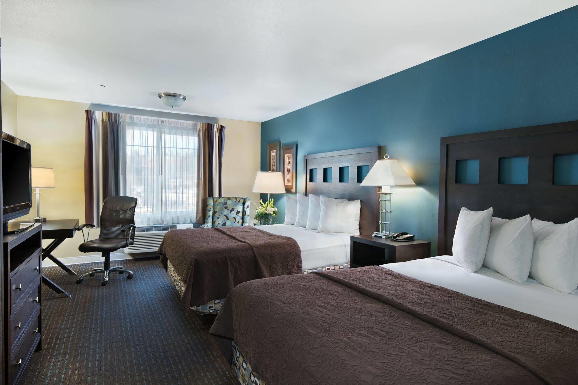 Oxford Suites Silverdale Zewnętrze zdjęcie