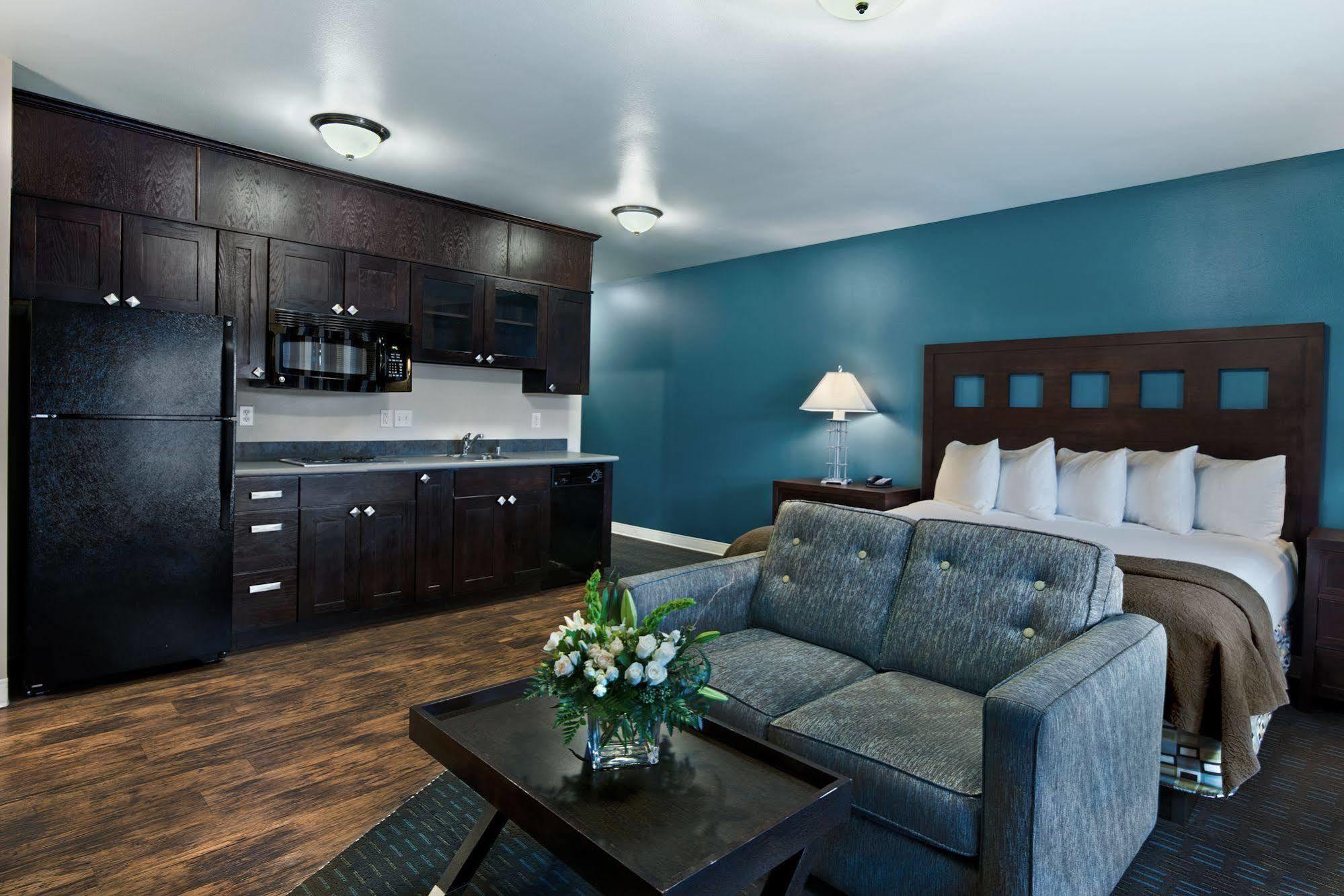 Oxford Suites Silverdale Zewnętrze zdjęcie