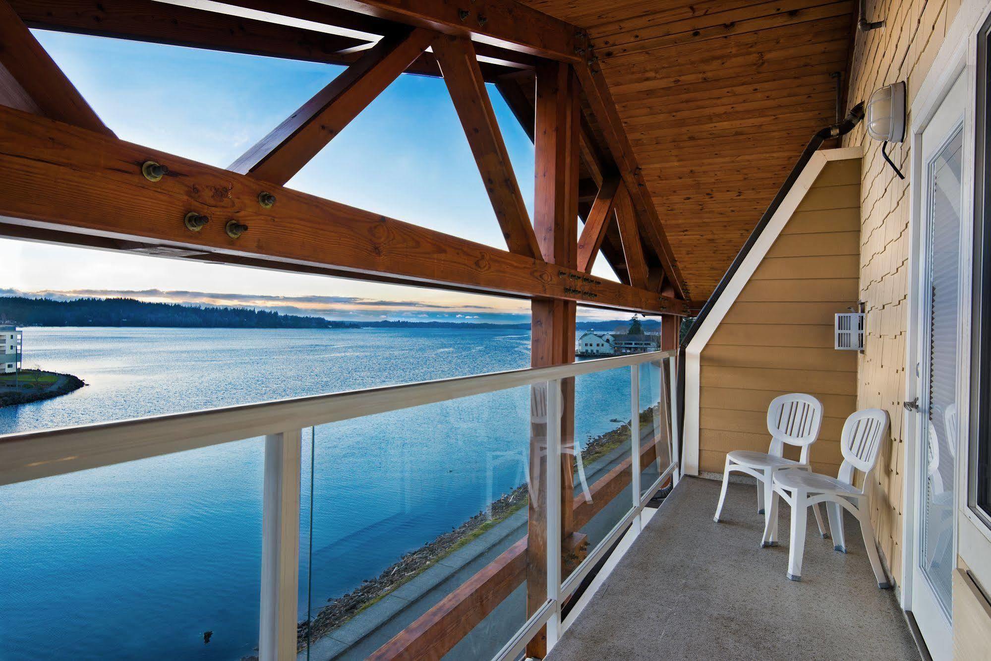 Oxford Suites Silverdale Zewnętrze zdjęcie